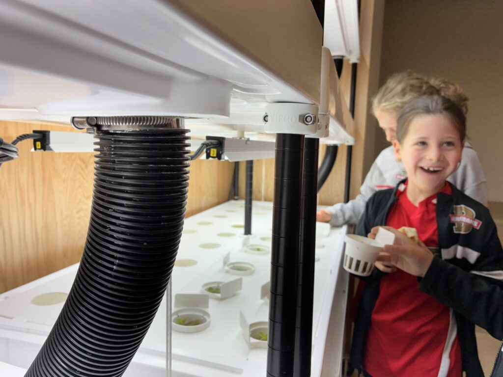 Pouponniere-serre-01