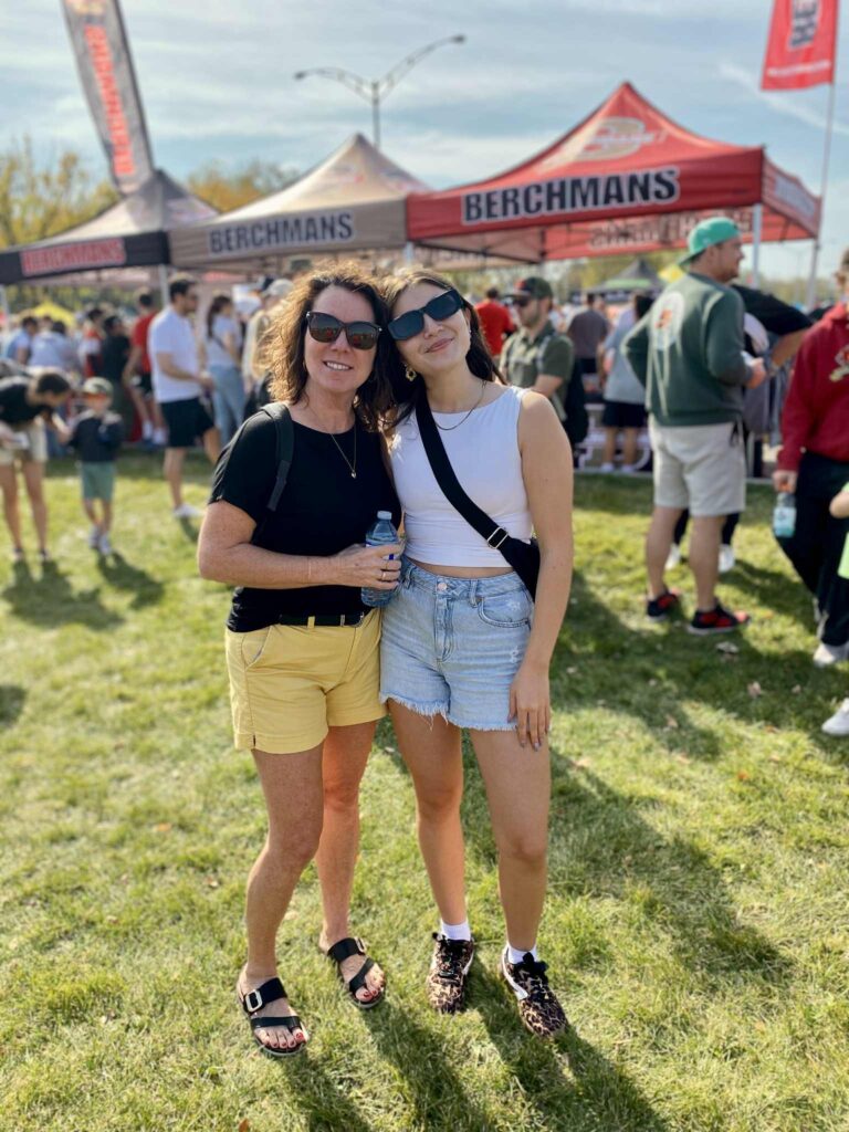 Tailgate-Rouge&Or-07