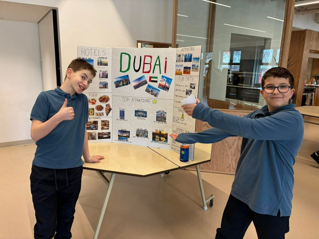 Salon-agents-voyage-02